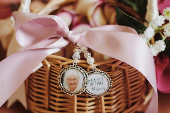 Walk with me today dad loving memory charm locket brooch.Personalised with any photo.Ideal for wedding,bride.memorial keepsake,Swarovski,