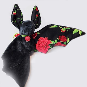 Large Bat Plush Stuffed Animal BeeZeeArt Black Red &#39;Rose&#39; Halloween 16in Wingspan
