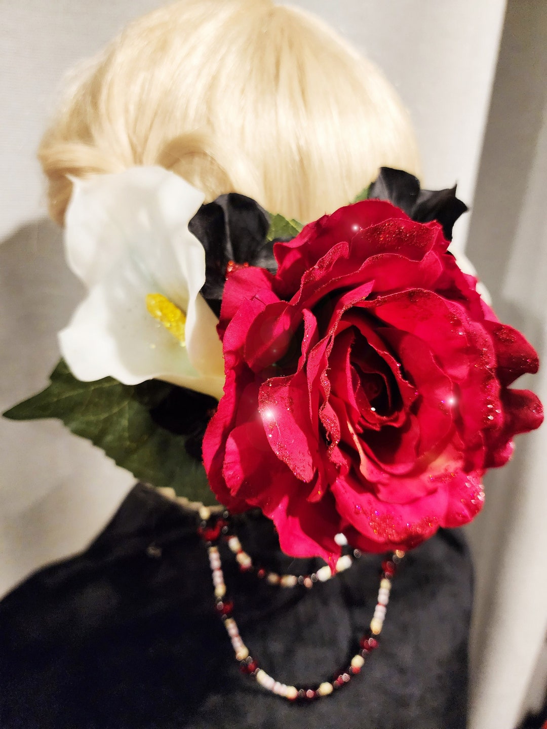 Red Rose and Lily Hair Clip, Beads, Hair Decoration, Photography