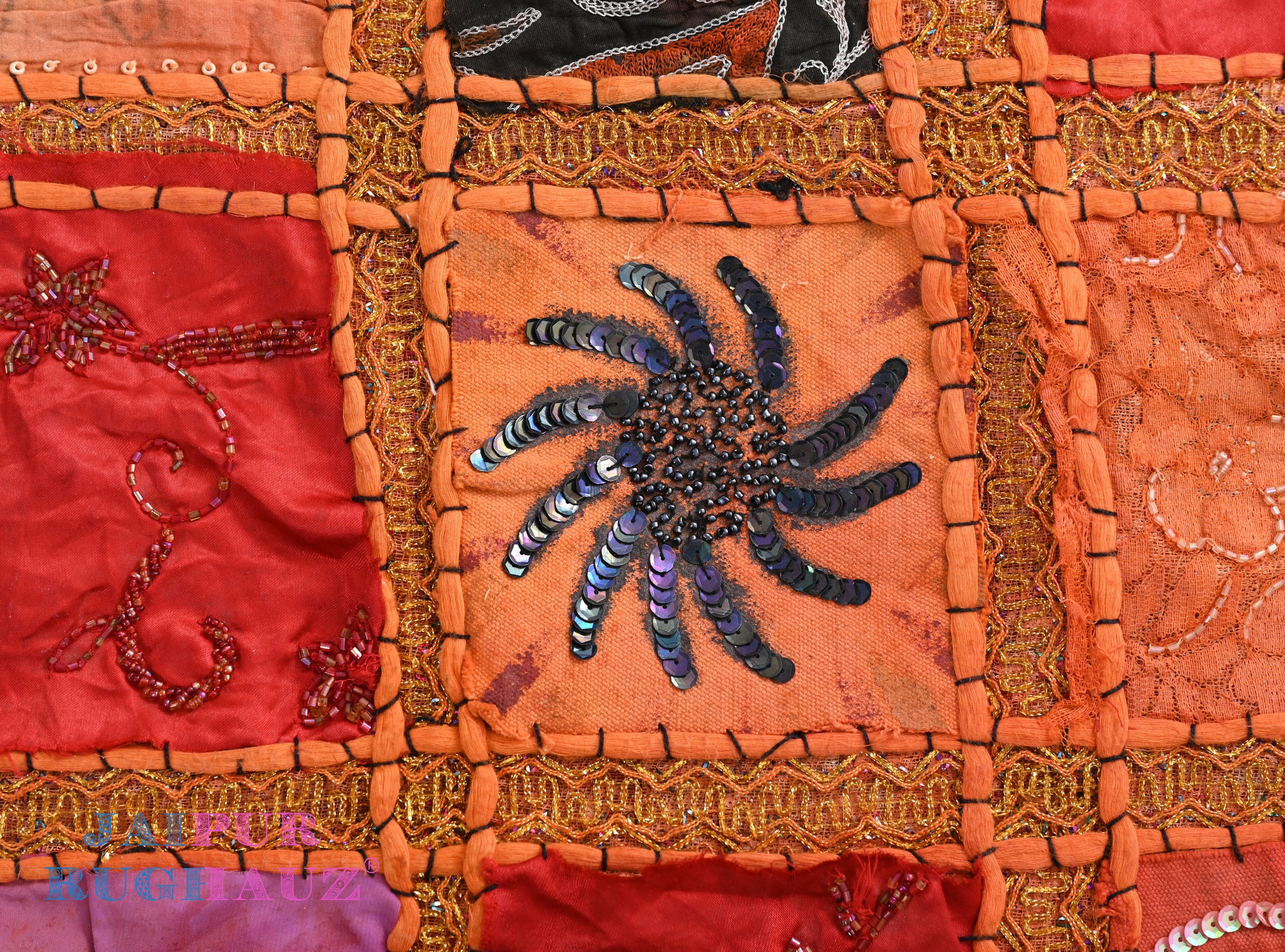 ヴィンテージ インディアン タペストリー：手刺繍の花柄壁掛け（56 x
