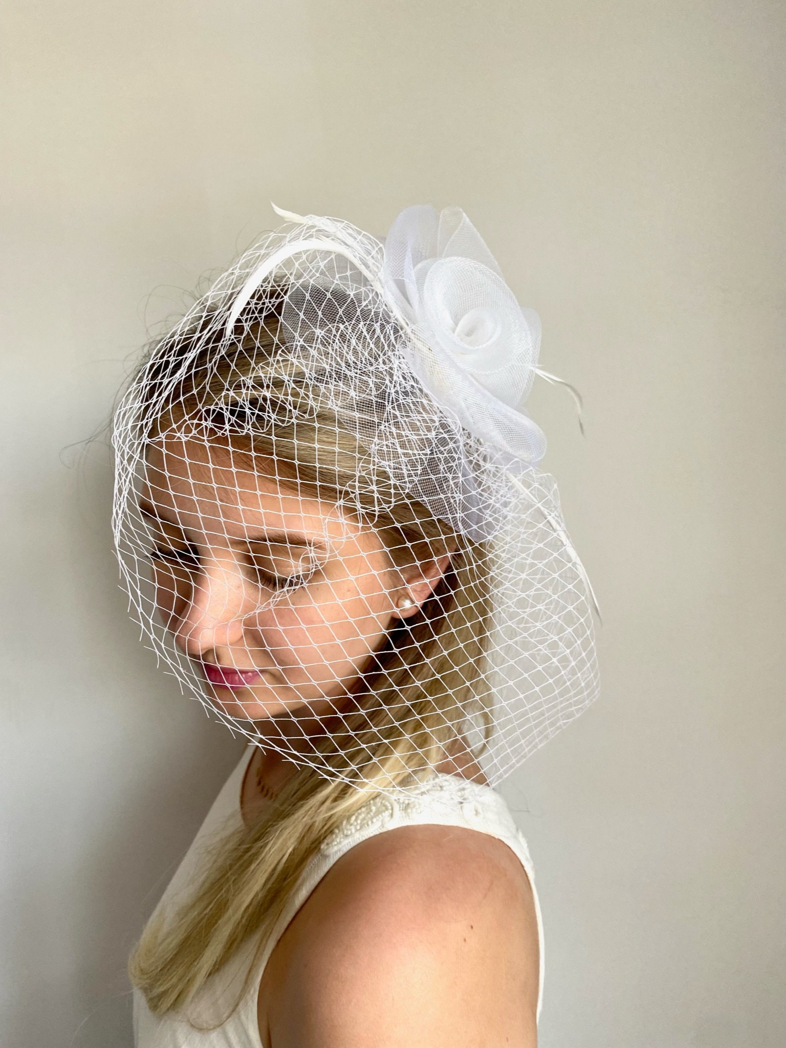 Bride Fishnet Rose Birdcage Veil 
