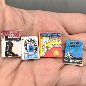 Miniature books, Kurt Vonnegut 1:12 scale