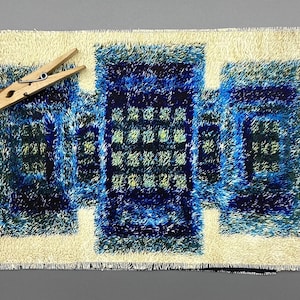 Dollhouse rug 1:12 scale