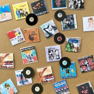 Personalisiertes Miniaturalbum im Maßstab 1:12