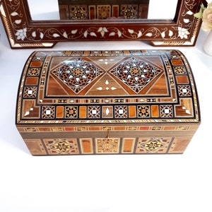 Holz Schmuckschatulle / Brust mit Schloss, Organisationsbox mit 2 Schichten, abnehmbares Tablett und Trennfach, Geschenk für sie, Mosaikbox mit Perlmutt eingelegt