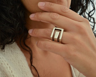 Antiek zilver GEOMETRISCHE ring, grote statement abstracte moderne ring Boho sieraden - cadeau voor haar, Unisex Strudy Large Square Wide band ring
