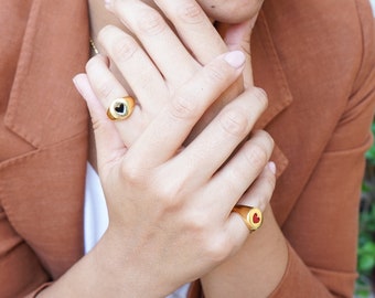 Gold HEART pinky ring wt Red/Black Enamel, Boho simple chevalier ring, Dainty signet Minimalist love ring, birthday gift hippie indie rock