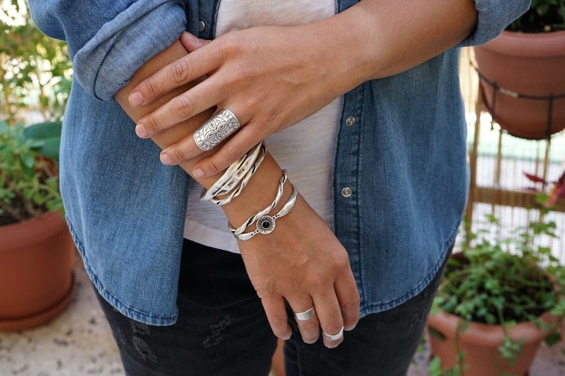 Antique silver thick round hammered bangle, stacking wristband bracelet, stacking rope bracelet boho delicate minimalist cuff, 6-7.5 inch image 4