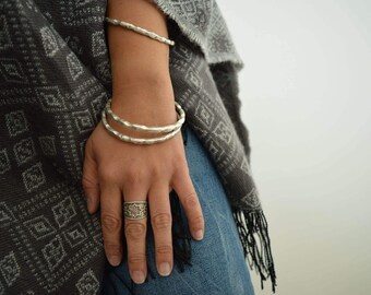 Silver thick round hammered bangle cuff, circle shaped stacking bangle bracelets, minimalist arm party bangles, boho bohemian hippie dainty