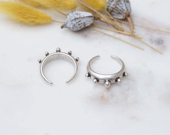 Antique silver balls ring, soft curve wt orbs ring, ethnic ring wt big grains, simple delicate rock ring, stackable ring open band stacking