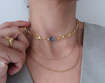 Ras de cou rectangulaire doré avec lignes et connecteurs en émail bleu, collier épais en chaîne, bijoux de style punk rock, cadeau cool