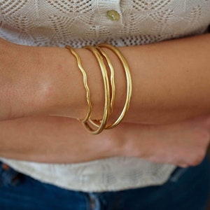 Gold shiny thick round bangle cuff, circle shaped stacking bracelets, simple ethnic minimal arm party bangle, boho bohemian hippie dainty image 2