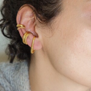 Single gold plated ear cuff, tiny open hoop no piercing non pierced huggie, conch ear cuff earrings, minimalist dainty modern boho stacking