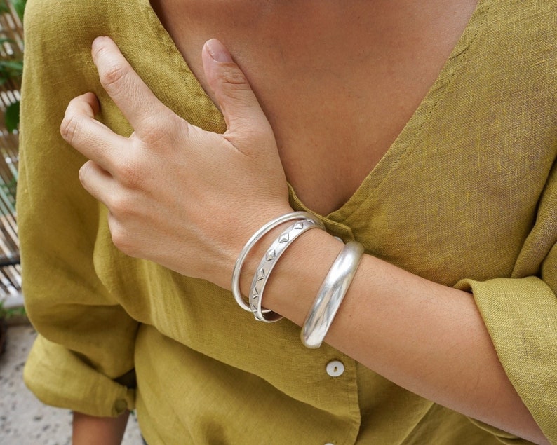 Grande manchette sade audacieuse en argent, bracelet plaqué argent épais, bracelet tendance empilable bohème délicat minimaliste, style libre, 6-7,5 pouces image 5