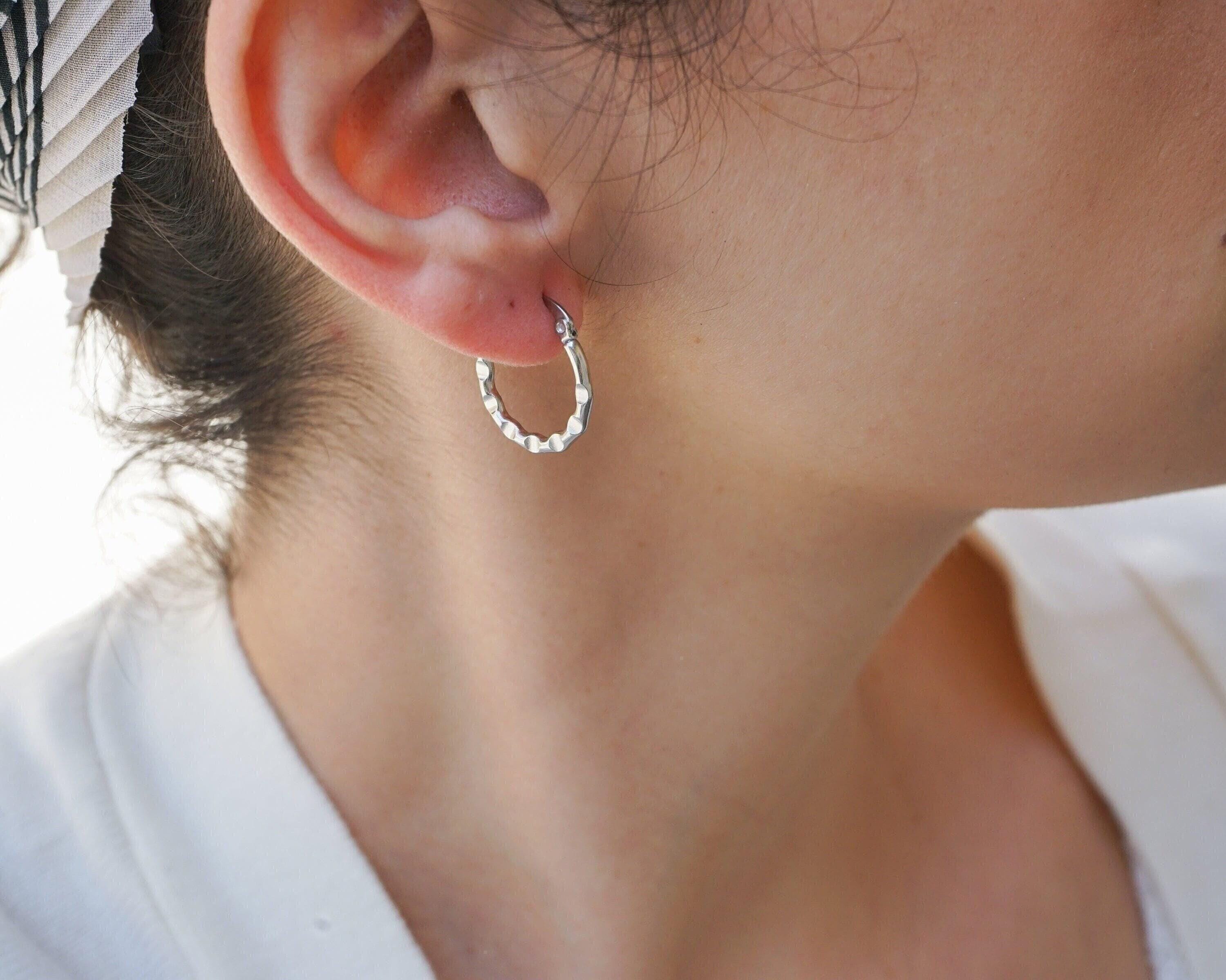 ピアス Line Hoop Earrings Silver Hoop Earrings Wt Engraved Lines, Stainless Steel