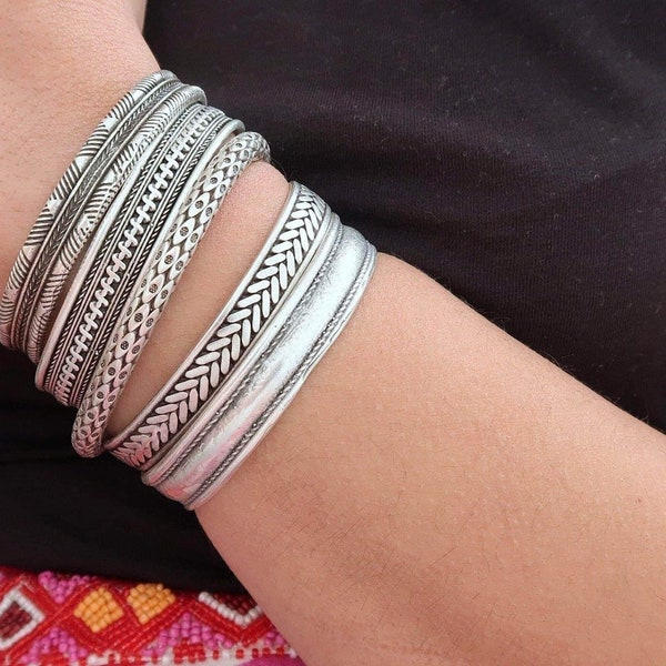 Antique silver engraved lines cuff, native american style bracelet, stacking layers bohemian chunky ethnic tribal jewellery, gift for her