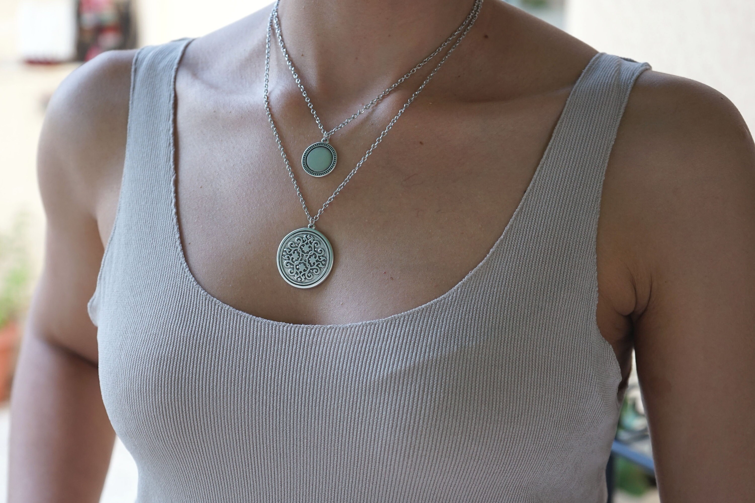 Saashi Vintage Coin Pendant Set