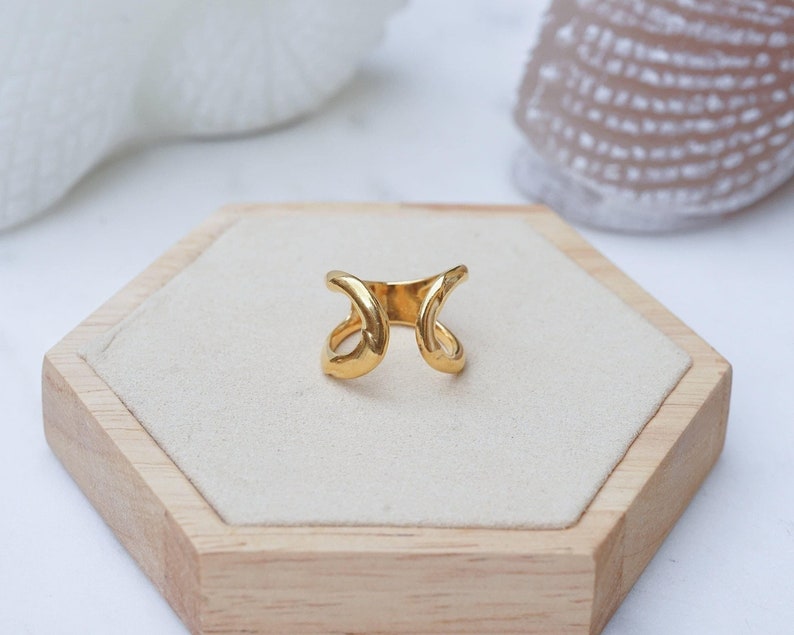 Gold hammered minimalist organic wrap ring, 24k gold plated modern dainty boho abstract stackable adjustable ring, gift for her us size 7-8 image 9