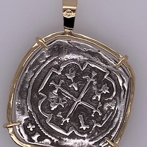 ATOCHA Coin Pendant 14K Yellow Gold 8 Reale