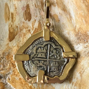 ATOCHA Coin Pendant 14K Yellow Gold Flat Wide Prongs Set Frame with 4 Reale Coin