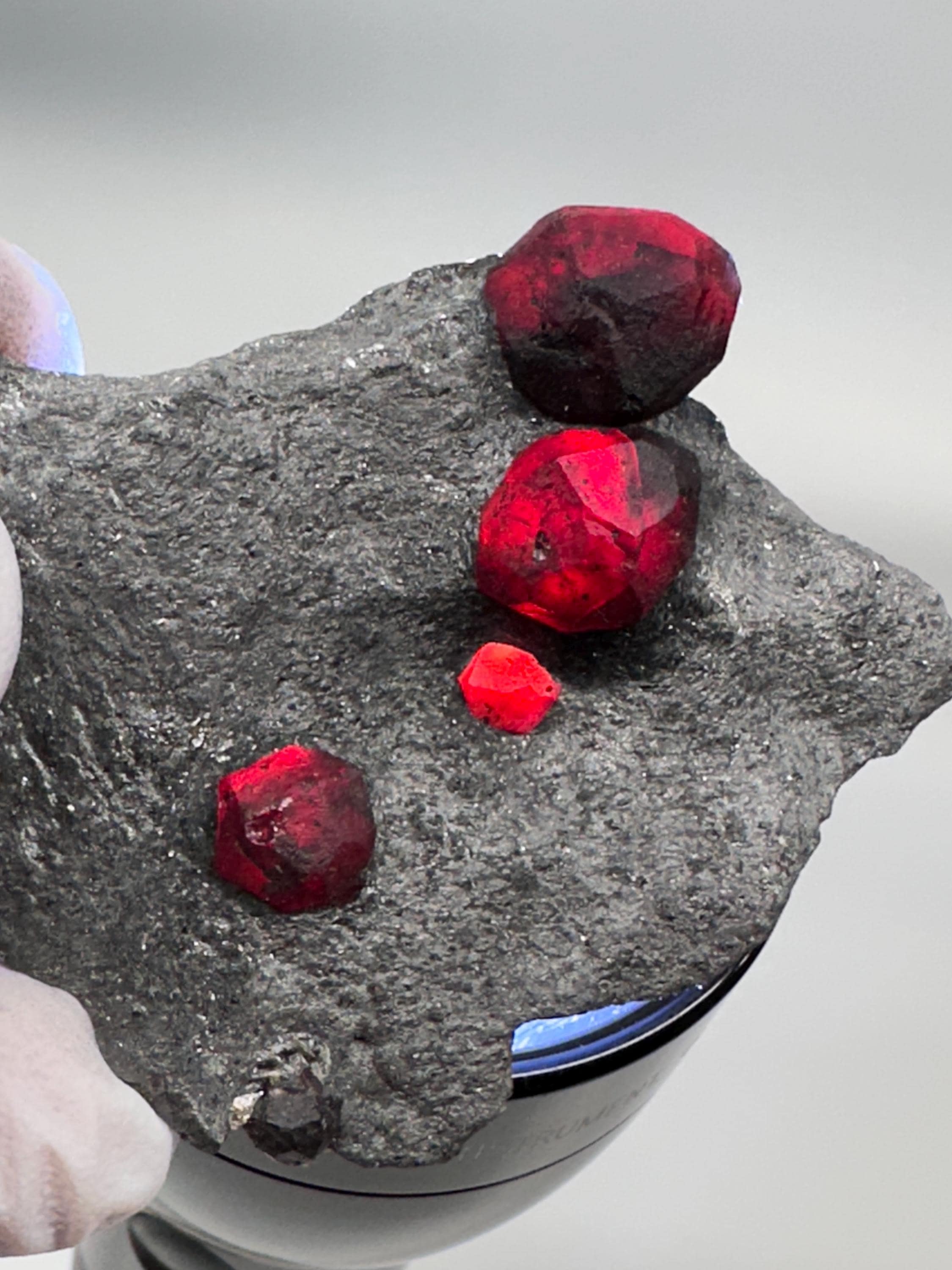Garnet in matrix - Etsy 日本
