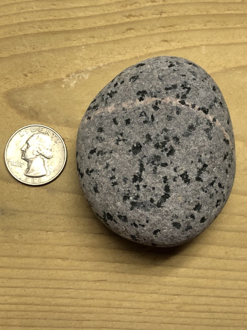 Syenite Fluorescent Sodalite Emberlite From Lake Superior 196.6 Gram YOOPERLITE Free UV Light/_/_Large 6.93 OZ