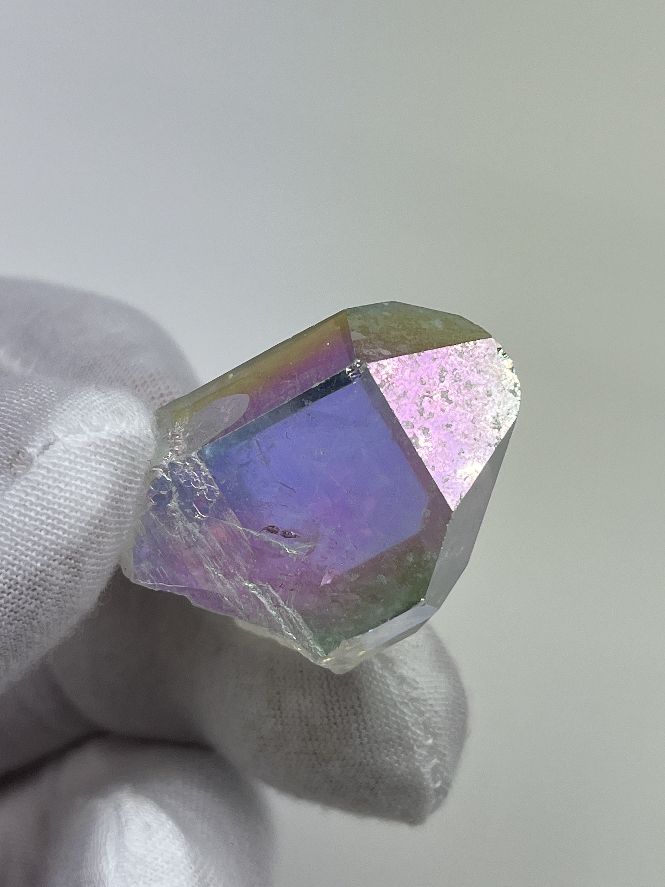 Mcearl Minevivid Angel/Opal Aura Arkansas Quartz Crystal Point