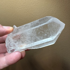 4 1/4&#39;&#39; DOW Record Keeper Point____Large Arkansas Quartz Crystal