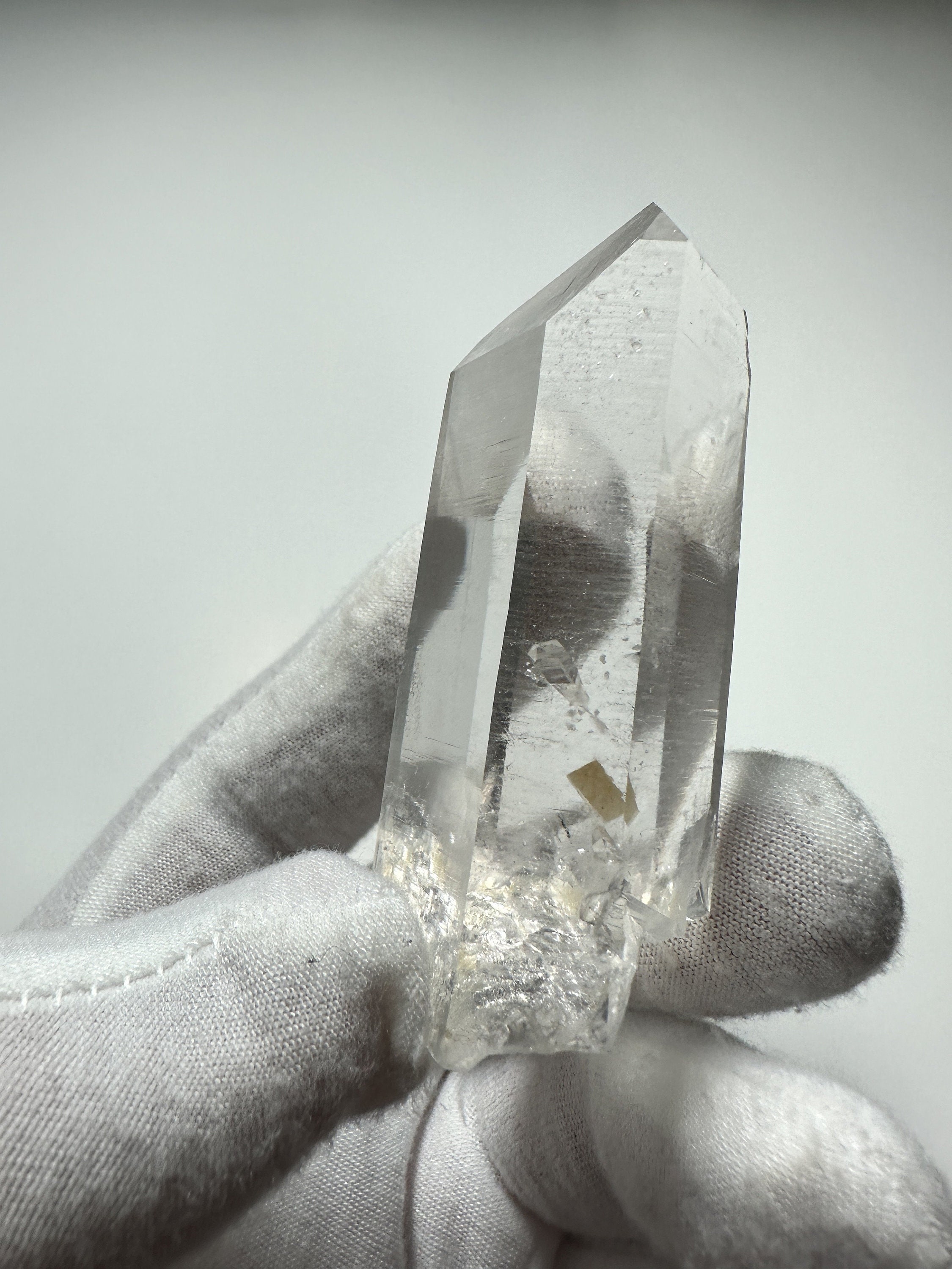 レコードキーパー__光学グレード__ラージアーカンソークォーツ