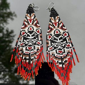Pendientes de cuentas taínas Sol de Jayuya / HECHOS A PEDIDO y personalizables / Pendientes de declaración indígena nativos