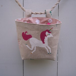 Lenkertasche für Laufrad, Dreirad oder Fahrrad / Hängeutensilo / Laufradtasche Dreiradtasche Fahrradtasche / Einhorn