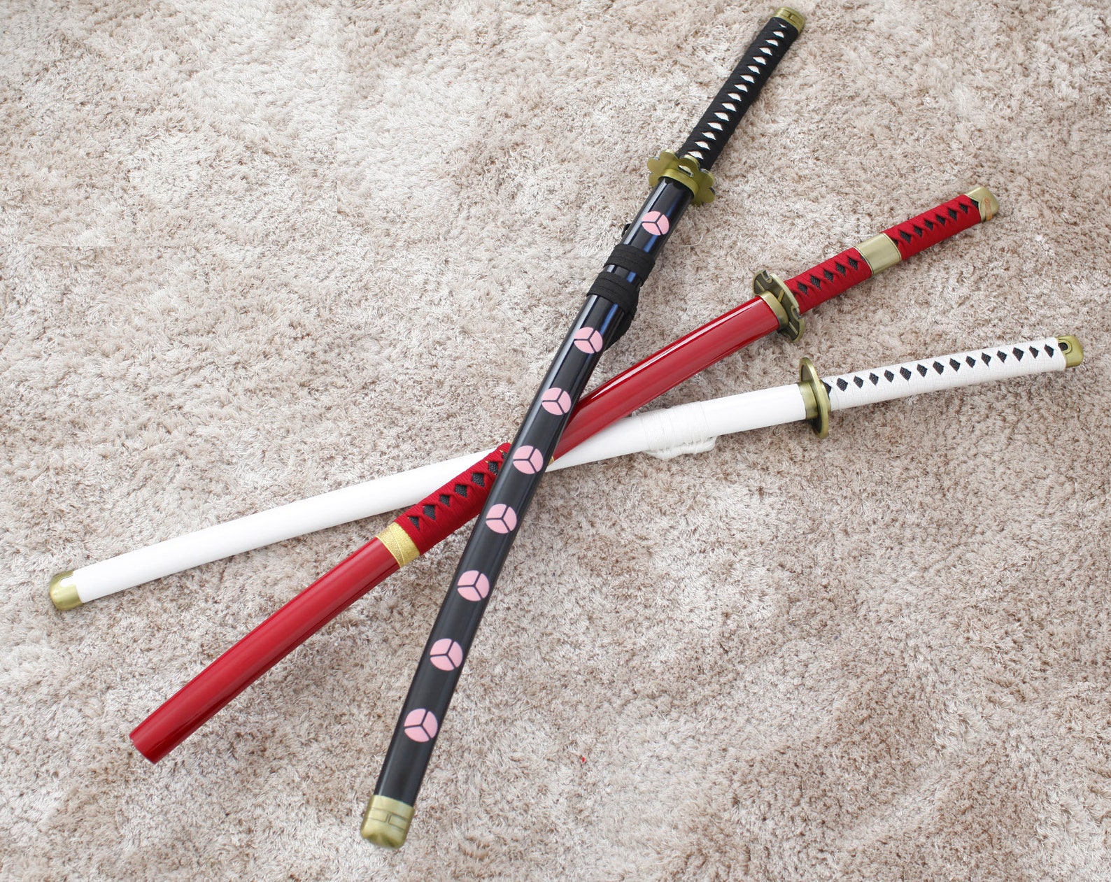 Set 3 Katanas One Piece En Bois - Zoro Enma, Wado, Kitetsu - 104cm - Avec Présentoir - Cosplay