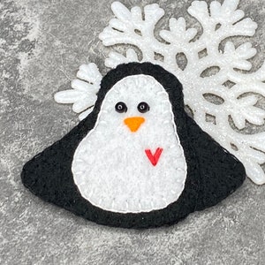 Felt Penguin Brooch, Penguin Brooch, Cute Wearable Penguin, Penguin Lovers Brooch, Felt Penguin