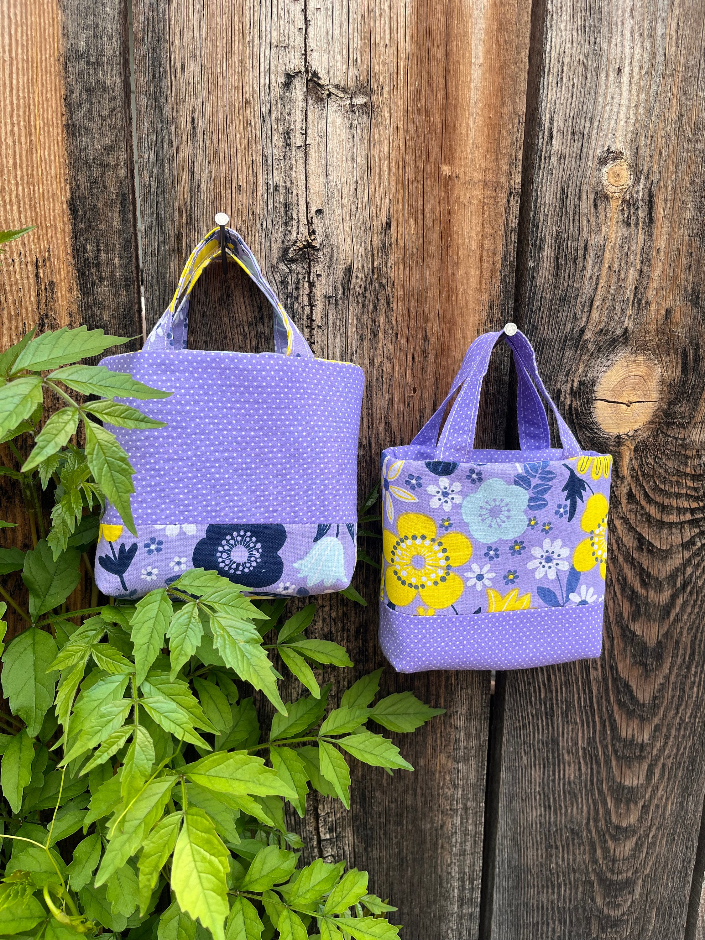 Floral Mini Tote Bag: Purple Gift Card Holder, Doll Accessory (4x4
