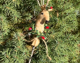 SMALL Primitive Reindeer , Reindeer Ornament, Christmas Ornament, Reindeer, Reindeer on a Stick, Reindeer Decoration, Primitive Reindeer
