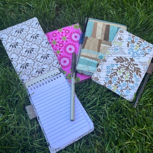 Suporte para bloco de notas, suporte para bloco de notas de 3 "x 5", bloco de notas de tecido, presente do professor, estofador de meia, caderno pequeno