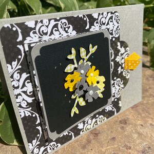 Cartão de amizade, cartão interativo, cartão de felicitações, cartão floral, cartão exclusivo, cartão feito à mão, cartão preto e amarelo, cartão de aniversário, cartão de aniversário