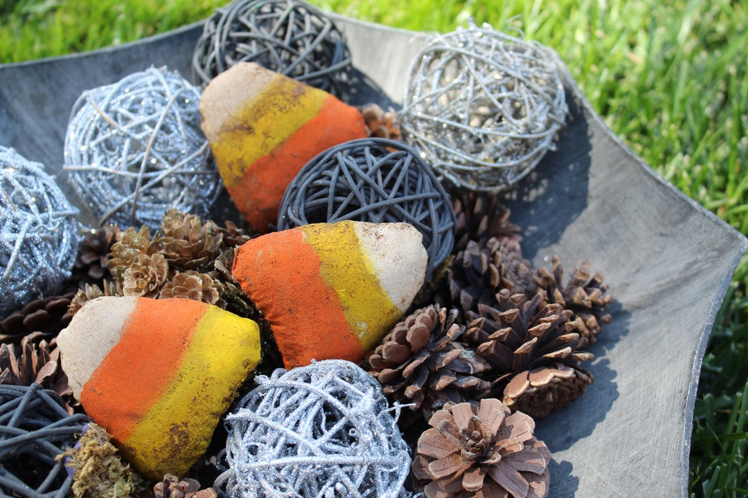 Candy Corn Bowl Filler Set of 3, Primitive Candy Corn, Stuffed Candy ...