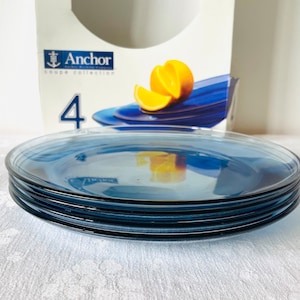 Set of 4 Vintage Anchor Hocking Cobalt Blue Dinner Plates, Anchor Hocking Coupe Collection Dinner Plates, Made in USA