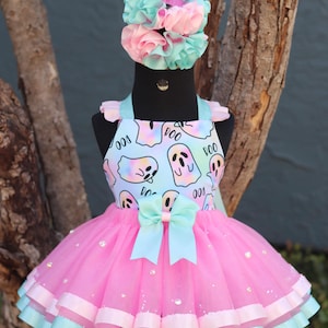 Cute ghost set