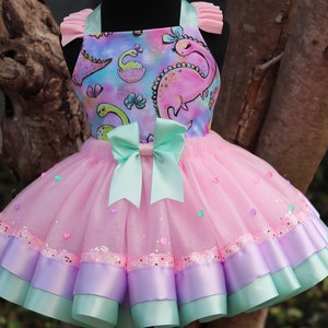 Dino girl set