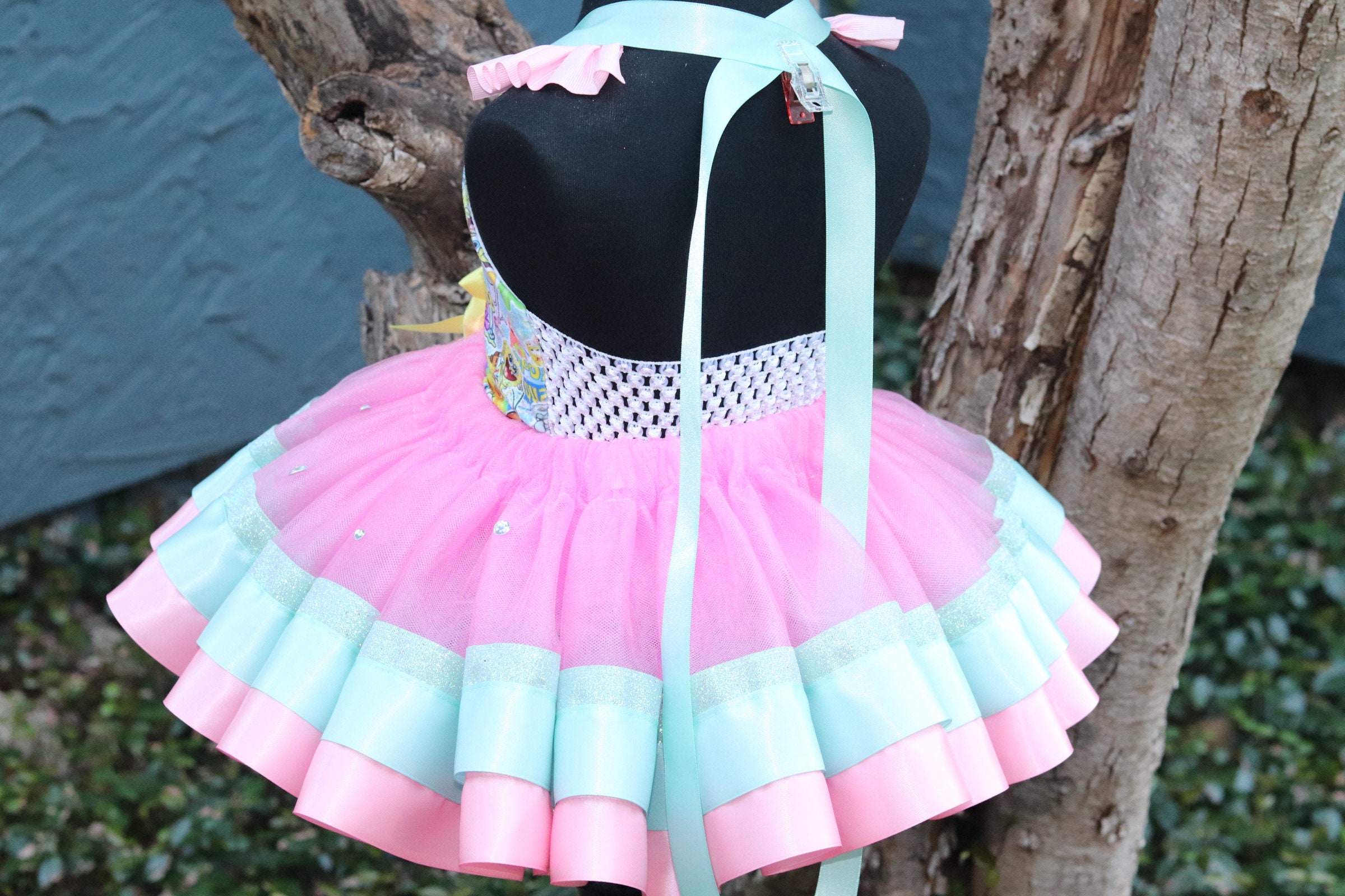spongebob birthday dress Outfit 2 shoes are sold separately Sizes:14 Bayshore Shopping Centre - lilac dress