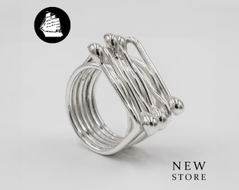 Simple Design Ring For Ladies, Cute Silver Ring For Women, Sterling Silver Handmade In Mexico Taxco, Interlocked Wire Wrapped, Gift For Her