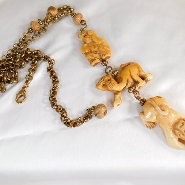 thumbnail image 2 of Speak No Evil See No Evil Hear No Evil Monkeys Charm - Clip On Pendant For Bracelet 2 of 2
