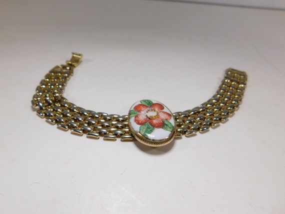 Vintage gold tone bracelet hand painted flower on… - image 3