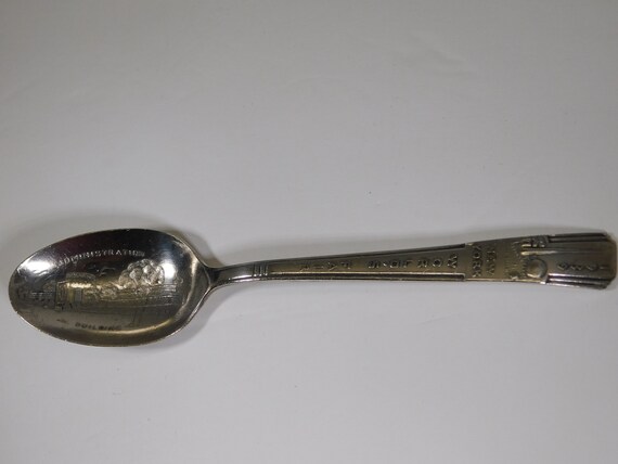 1939 New York Worlds Fair Spoon Administration Building Wm