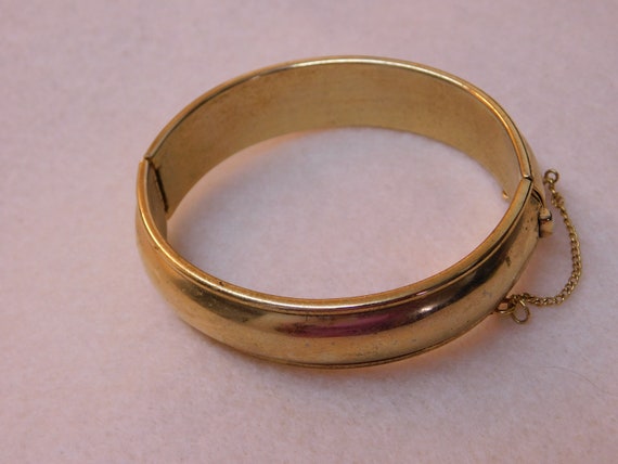 Napier bracelet gold tone safety chain push in bo… - image 3