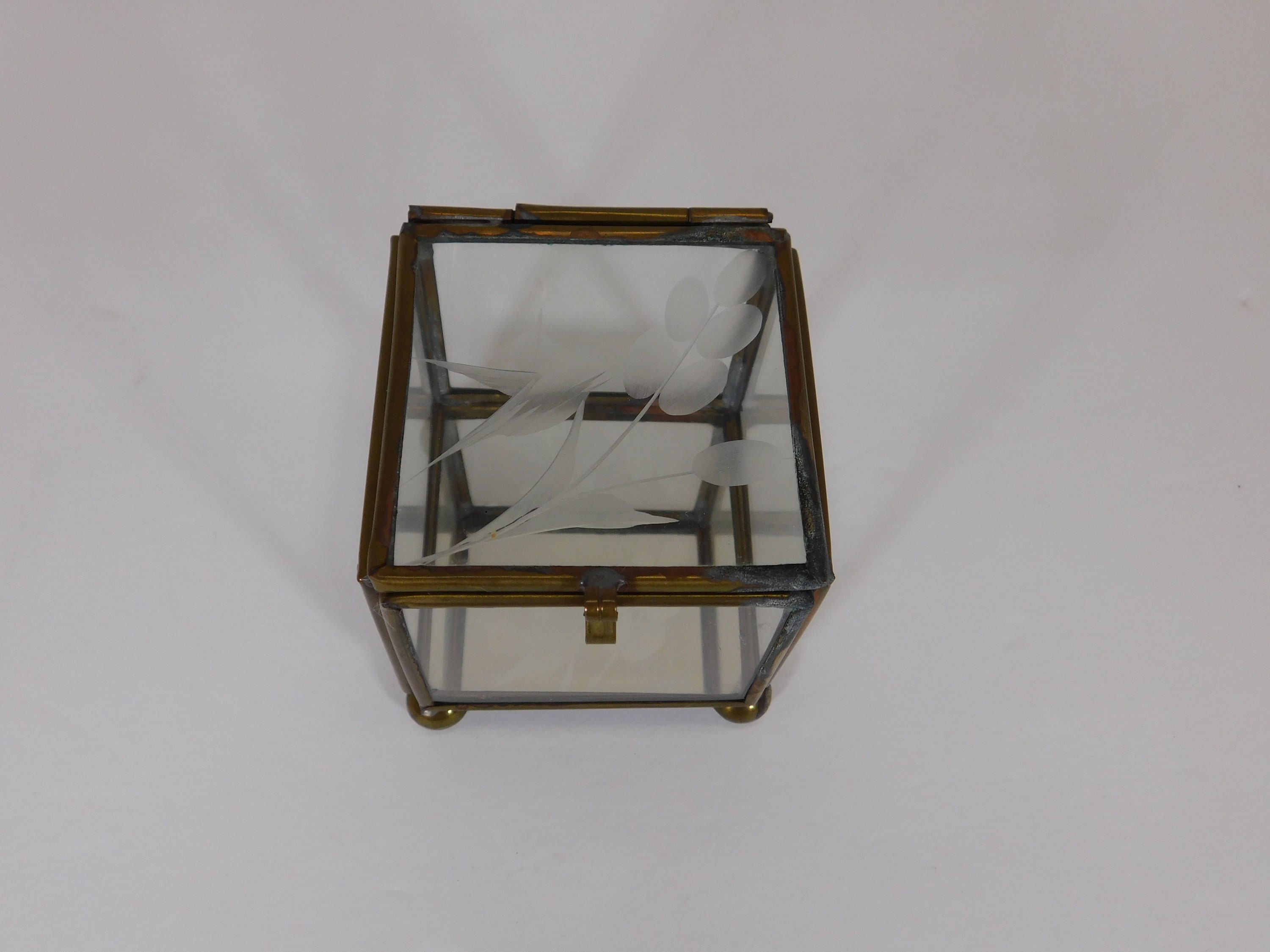 Small Vintage Glass and Brass Trinket Box With Etched Bird Small Vintage Glass and Brass Trinket Box With Etched Bird