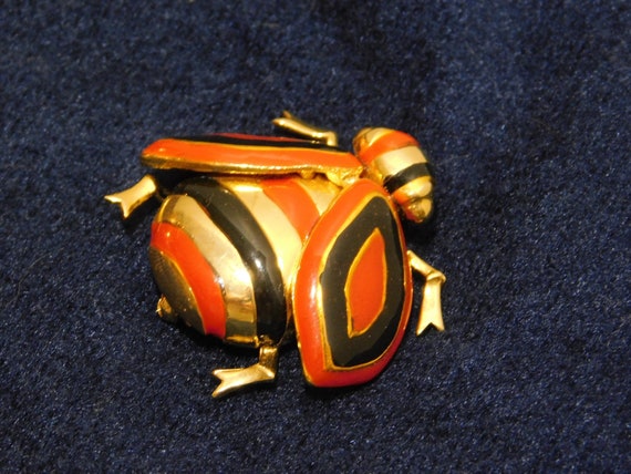 Bug brooch polished gold tone and red and black e… - image 1