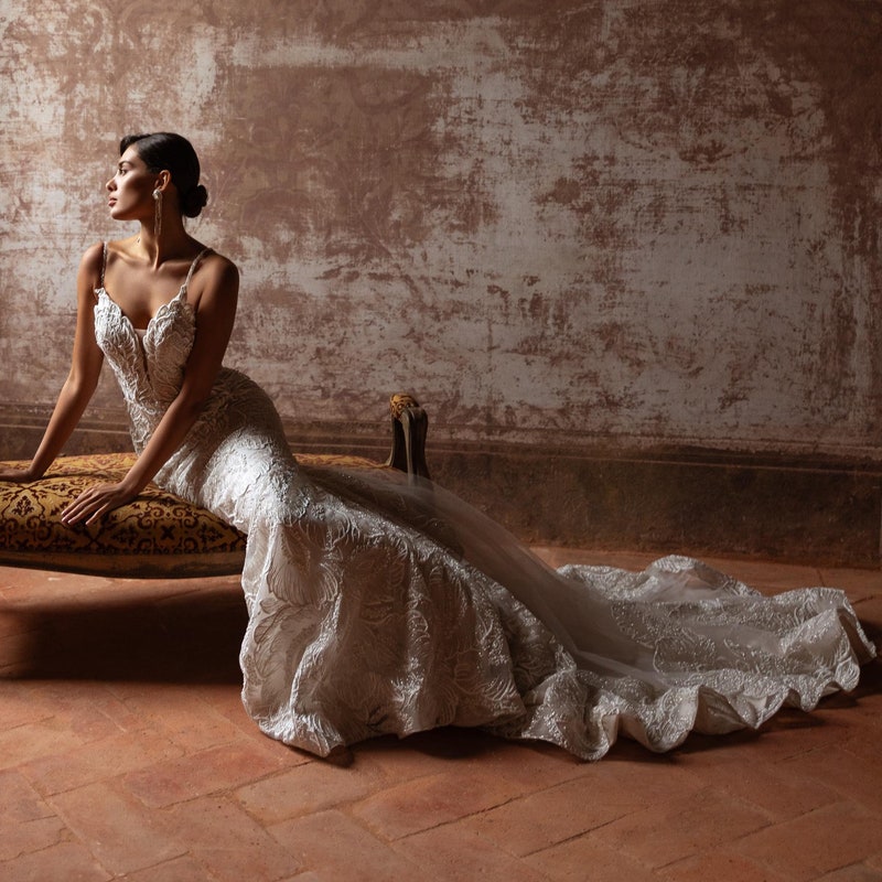 Flowy Scoop Chiffon Cape Lace Floor-length Dress Spa